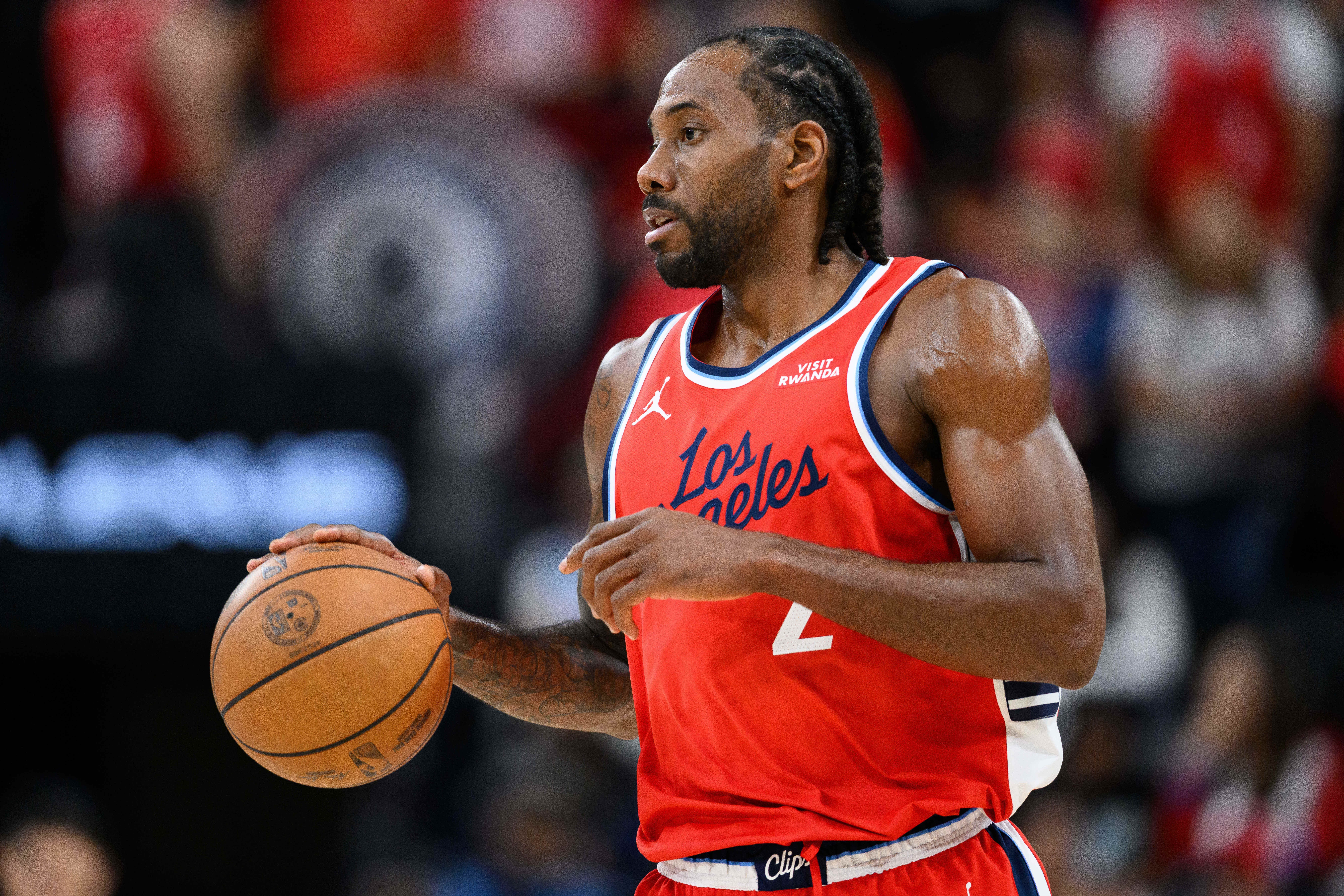 全明星后个人进攻效率:伦纳德127.1第1 克尼佩尔2文班3东契奇9